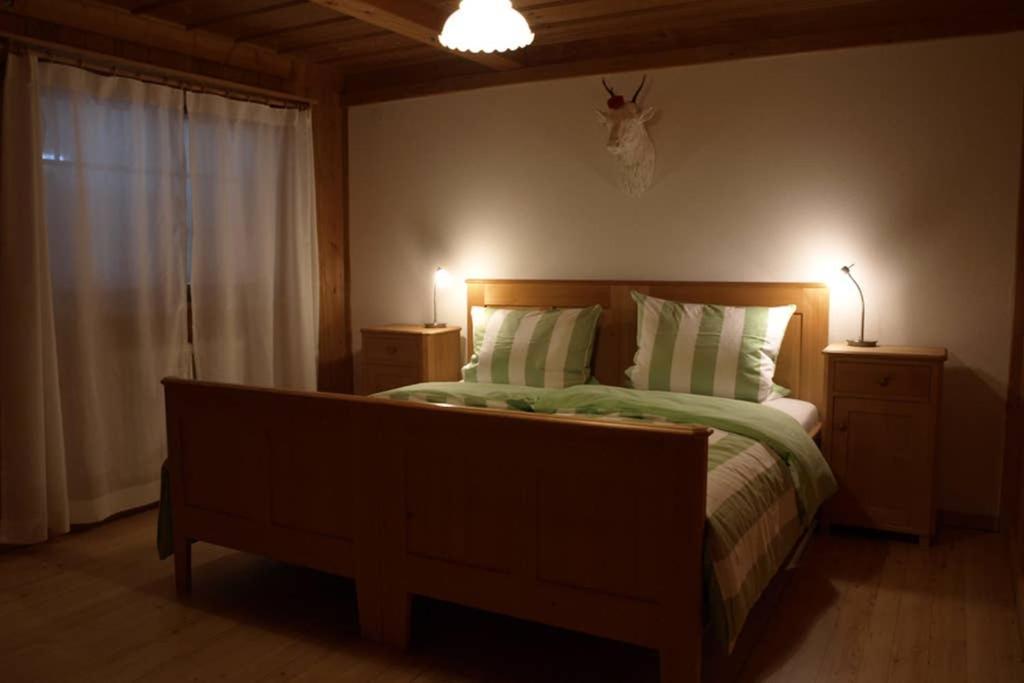 Grosszugige Ferienwohnung Am Kloster Kirchzarten Exteriör bild